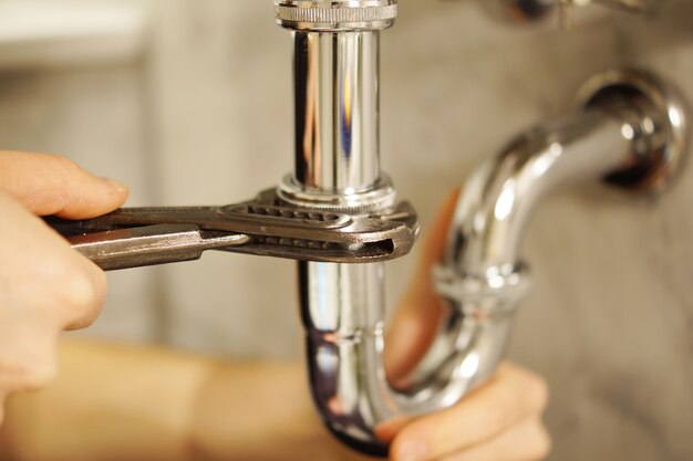 Jakie korzyści płyną z regularnych przeglądów instalacji hydraulicznych?